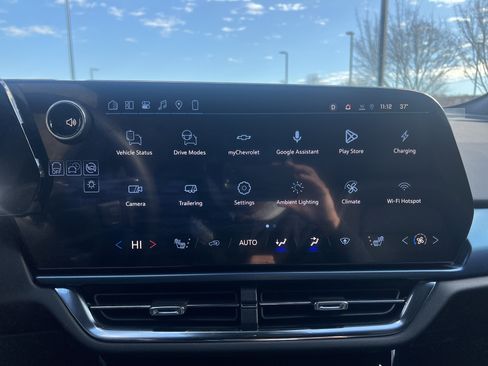 New 2026 Chevrolet Equinox EV LT AWD/4WD image 25