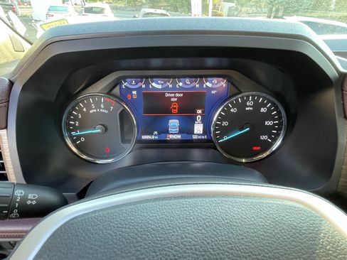 Used 2024 Ford Expedition Max Limited AWD/4WD image 24