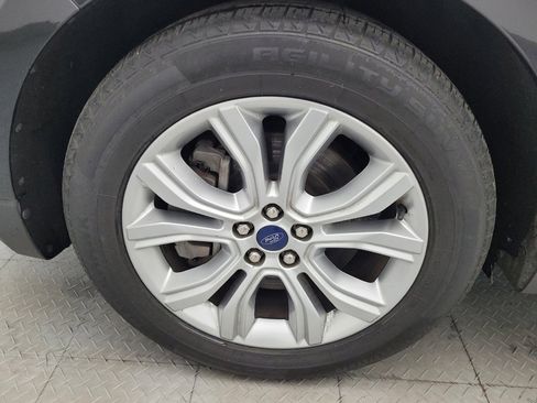 Used 2022 Ford Edge Titanium AWD/4WD image 31