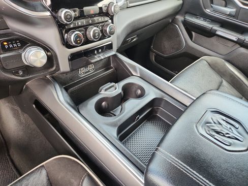 Used 2024 RAM 1500 Laramie image 18