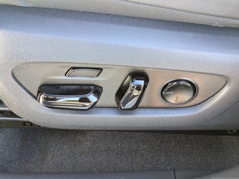 Used 2023 Lexus RX 350 w/ Accessory Package (Z1) image 20