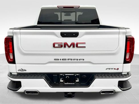 Used 2024 GMC Sierra 1500 AT4 w/ AT4 Preferred Package image 9