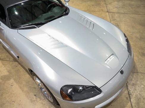 Used 2004 Dodge Viper SRT-10 image 30
