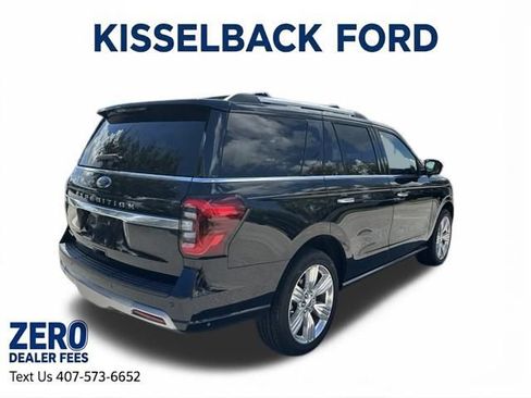 Used 2024 Ford Expedition Platinum AWD/4WD image 5