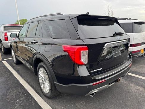 Used 2022 Ford Explorer Limited w/ Limited Technology Package image 4