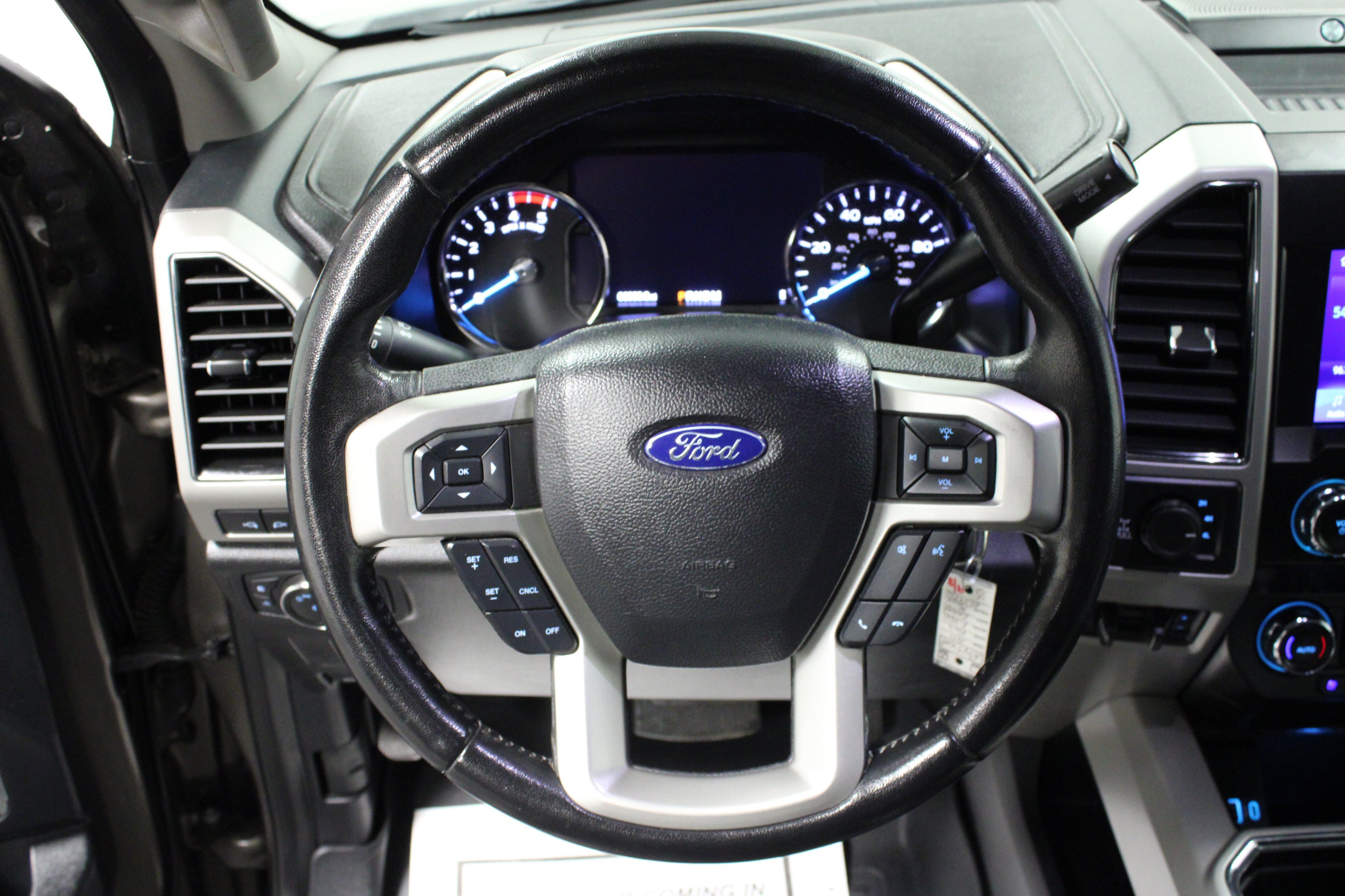 Used 2021 Ford F250 Lariat w/ Lariat Value Package AWD/4WD image 17