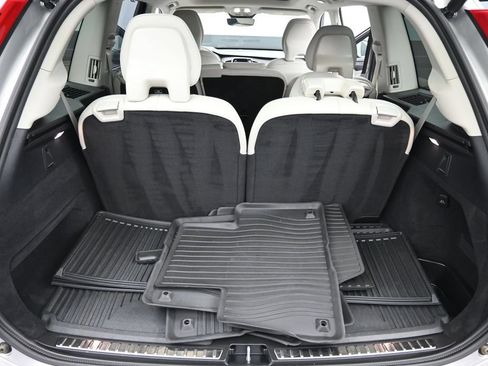 Certified 2025 Volvo XC90 B6 Ultra w/ Protection Package AWD/4WD image 19