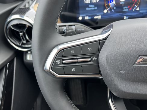 New 2026 Chevrolet Equinox ACTIV w/ Convenience Package III image 28