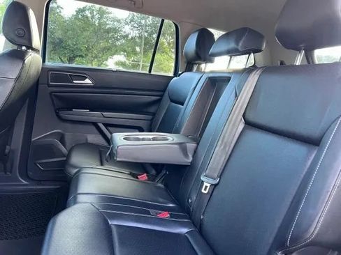 Used 2019 Volkswagen Atlas SE FWD image 22