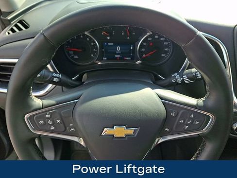 Used 2024 Chevrolet Equinox LT AWD/4WD image 4