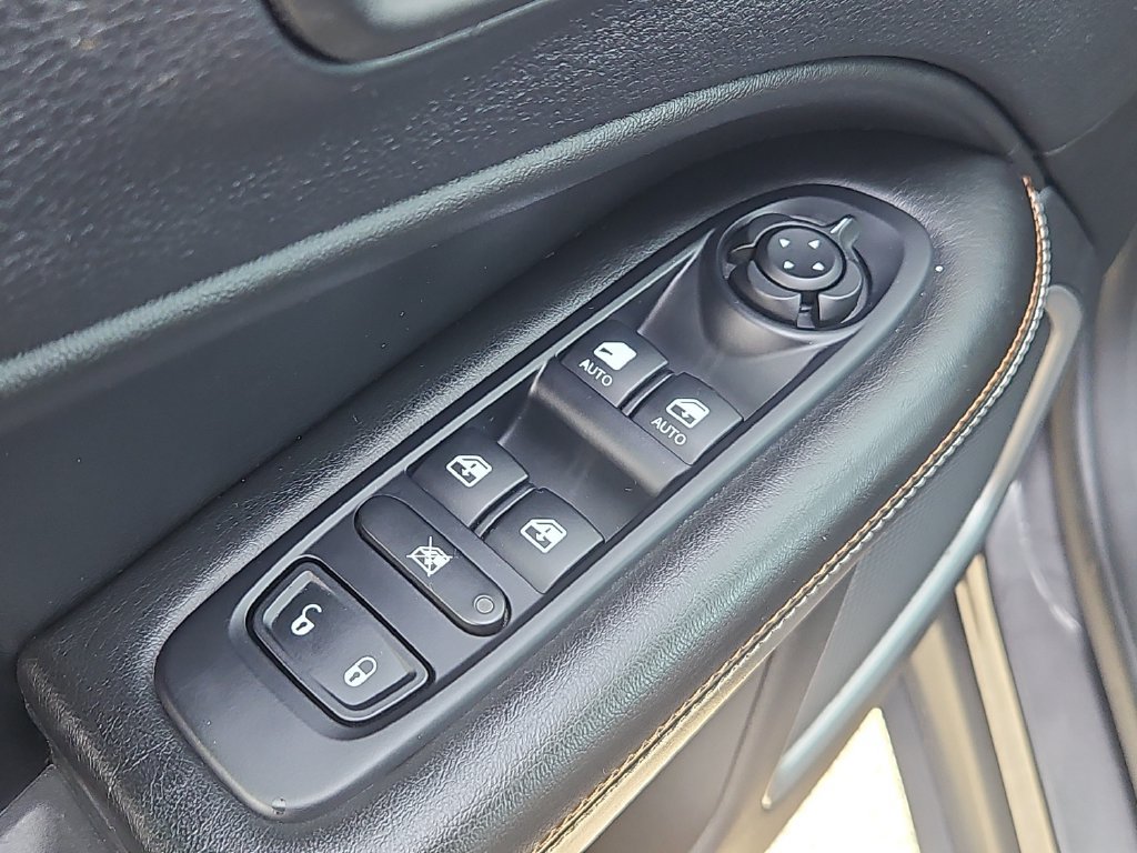 Used 2019 Jeep Compass Latitude w/ Safety & Security Group AWD/4WD image 25