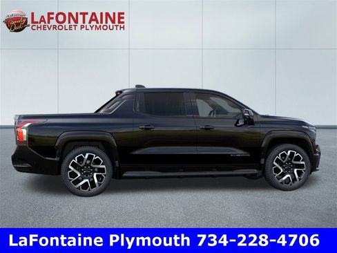 New 2025 Chevrolet Silverado EV RST image 5