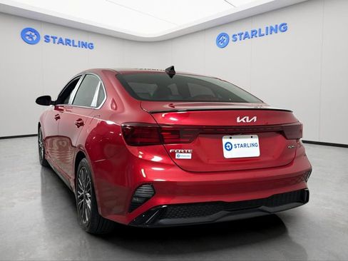 Used 2024 Kia Forte GT-Line w/ GT-Line Premium Package image 7