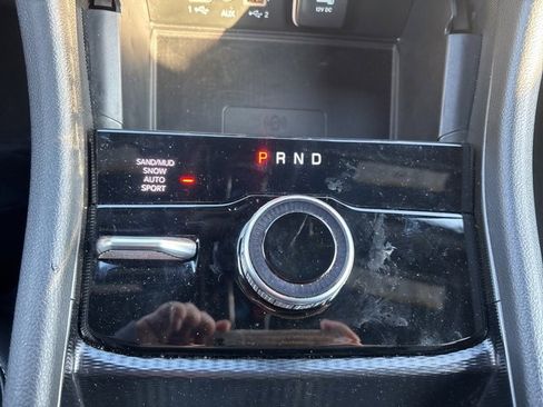 Used 2024 Jeep Grand Cherokee L Limited w/ Luxury Tech Group II image 23