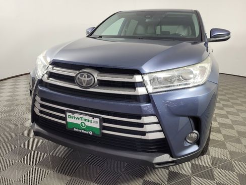 Used 2018 Toyota Highlander Plus AWD/4WD image 15