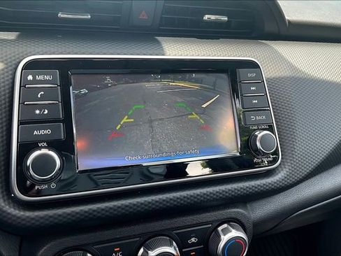 Used 2025 Nissan Kicks Play S FWD image 13