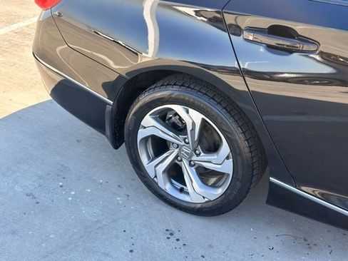 Used 2018 Honda Accord EX-L image 24