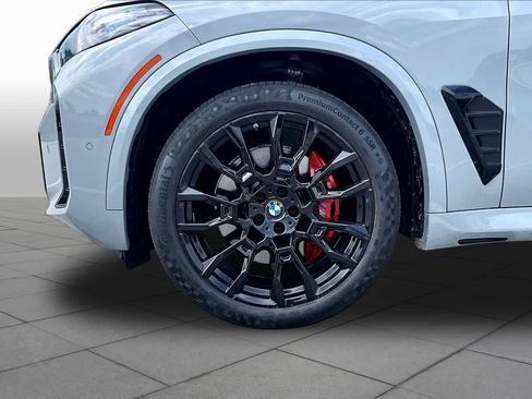 Used 2024 BMW X5 xDrive40i w/ M Sport Package AWD/4WD image 14