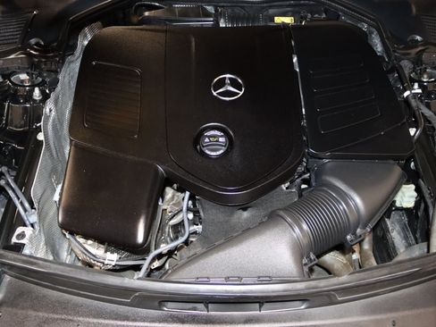 Used 2023 Mercedes-Benz C 300 4MATIC Sedan image 81