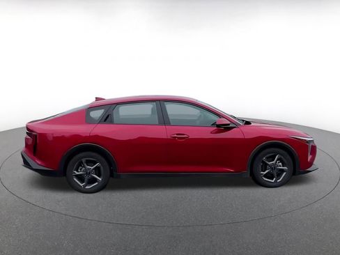 Used 2025 Kia K4 LXS image 14