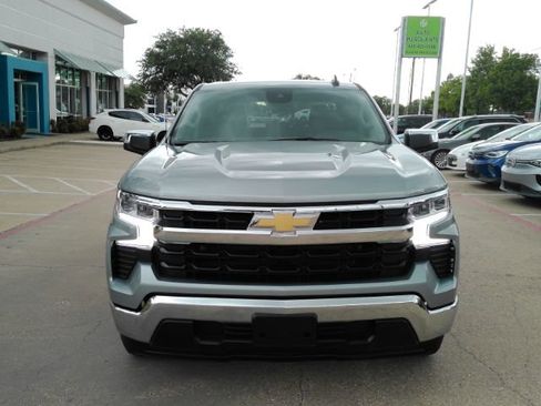Used 2026 Chevrolet Silverado 1500 LT RWD image 2