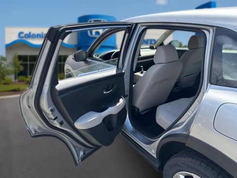 Used 2023 Honda HR-V LX image 27