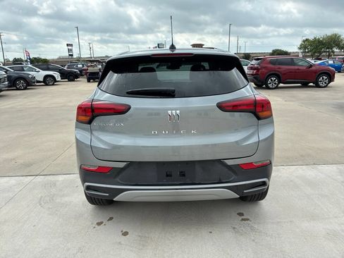 Used 2025 Buick Encore GX Preferred FWD image 4