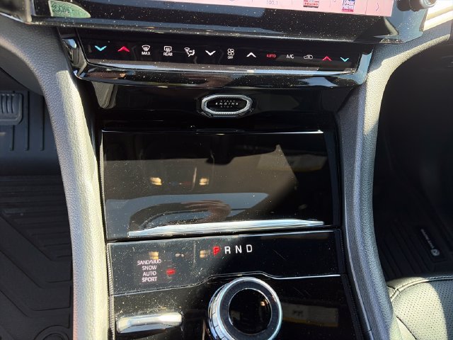 Used 2026 Jeep Grand Cherokee Limited AWD/4WD image 18