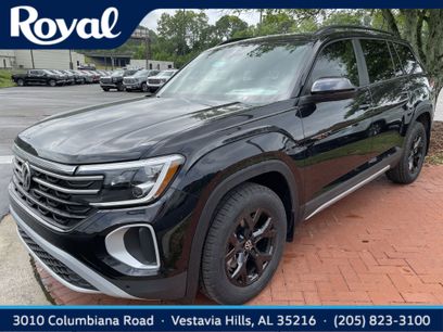 New 2025 Volkswagen Atlas Peak Edition SE