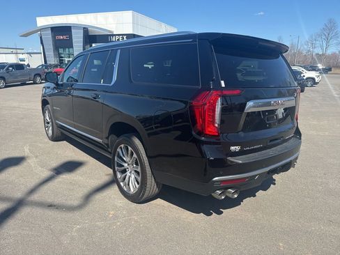 Used 2021 GMC Yukon XL Denali image 3