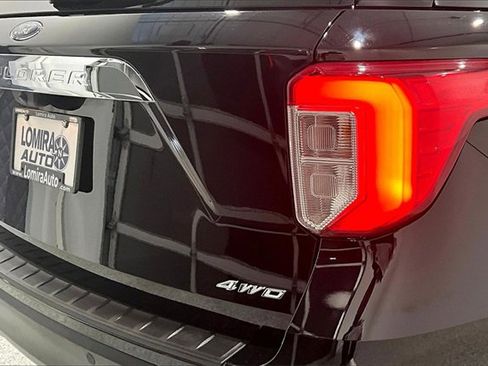 Used 2023 Ford Explorer XLT image 25