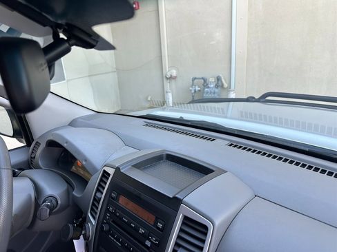 Used 2012 Nissan Frontier SV w/ SV Premium Utility Pkg image 32