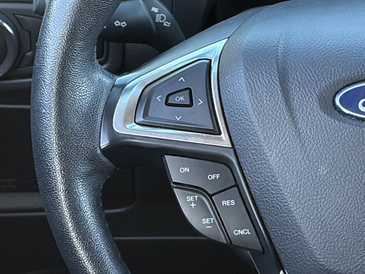 Used 2024 Ford Edge SEL AWD/4WD image 20