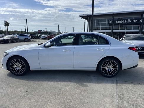 Used 2023 Mercedes-Benz C 300 Sedan image 9
