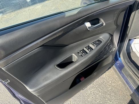 Used 2021 Hyundai Santa Fe SEL w/ Convenience Package image 12