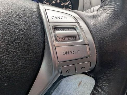Used 2018 Nissan Altima 2.5 SV w/ 2.5 SV Technology Package FWD image 12