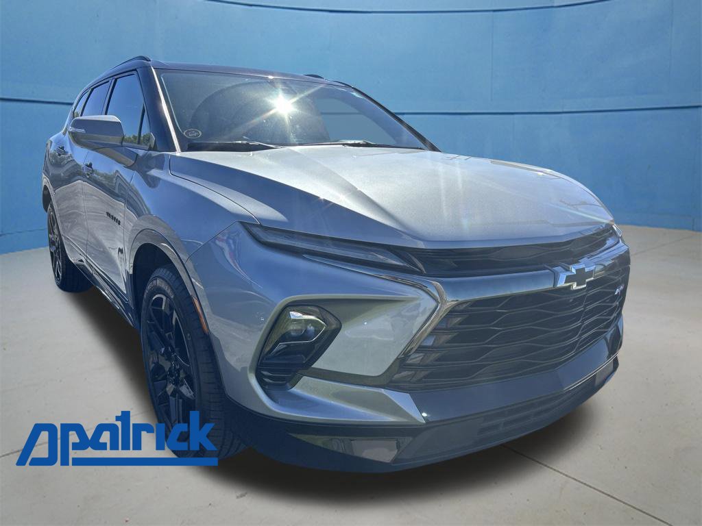 Used 2025 Chevrolet Blazer RS w/ Driver Confidence II Package AWD/4WD image 1