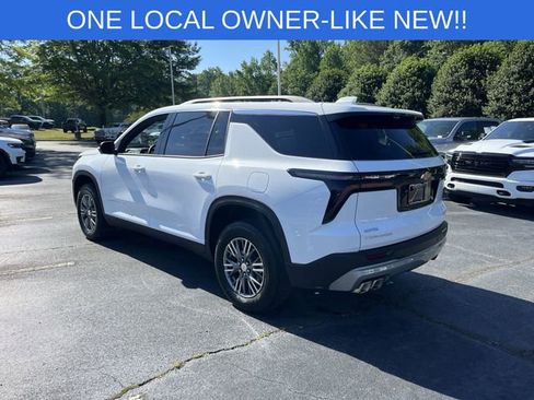 Used 2026 Chevrolet Traverse LT w/ Driver Confidence Package FWD image 7