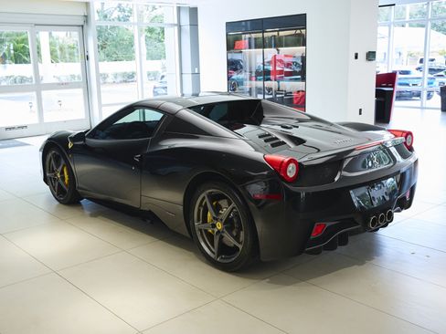 Used 2013 Ferrari 458 Spider RWD image 58