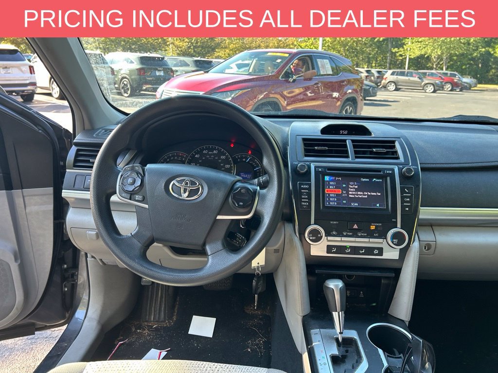 Used 2012 Toyota Camry LE FWD image 2