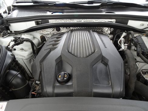 Used 2023 Porsche Macan Turbo image 22