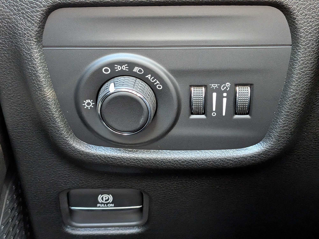 New 2027 Jeep Grand Cherokee Laredo X AWD/4WD image 26