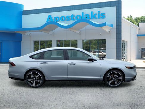 New 2026 Honda Accord SE image 2