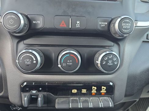 Used 2023 RAM 2500 Big Horn w/ Level 1 Equipment Group image 14