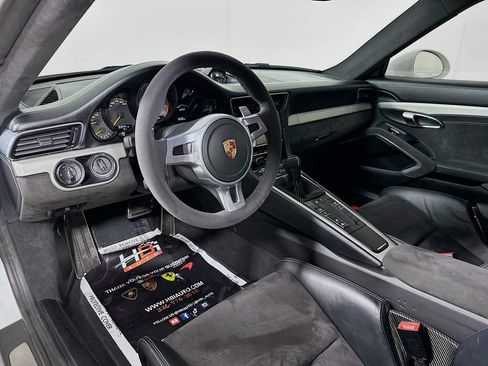 Used 2015 Porsche 911 GT3 RWD image 10