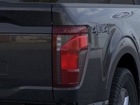 New 2026 Ford F150 XLT w/ XLT Chrome Appearance Package image 22
