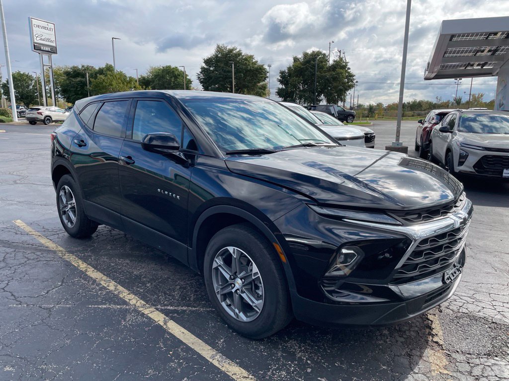 Used 2023 Chevrolet Blazer LT w/ Driver Confidence Package FWD image 7