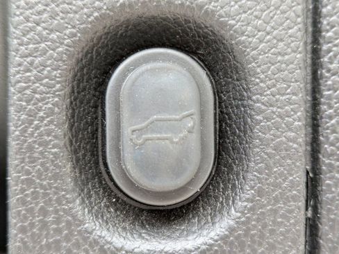 Used 2020 Chevrolet Tahoe Premier image 14