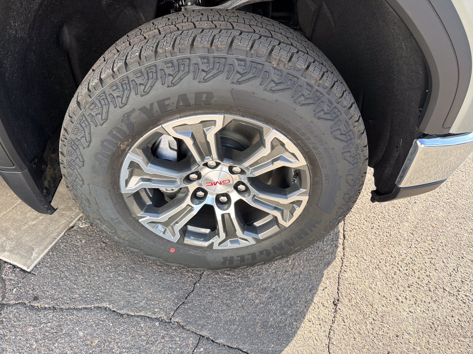 New 2026 GMC Sierra 1500 SLE AWD/4WD image 12