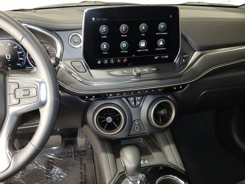 Used 2023 Chevrolet Blazer Premier image 19